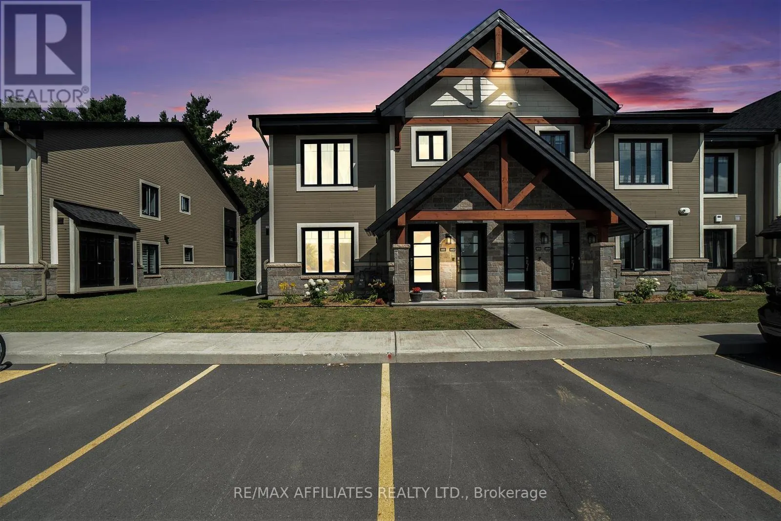 99 ST-MORITZ TRAIL TERRACE