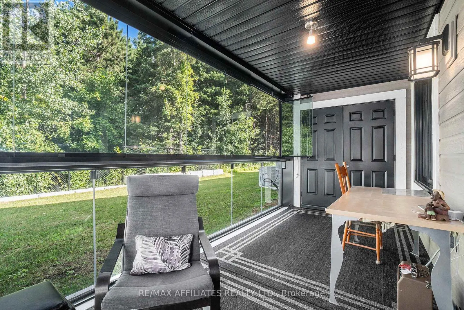 99 ST-MORITZ TRAIL TERRACE