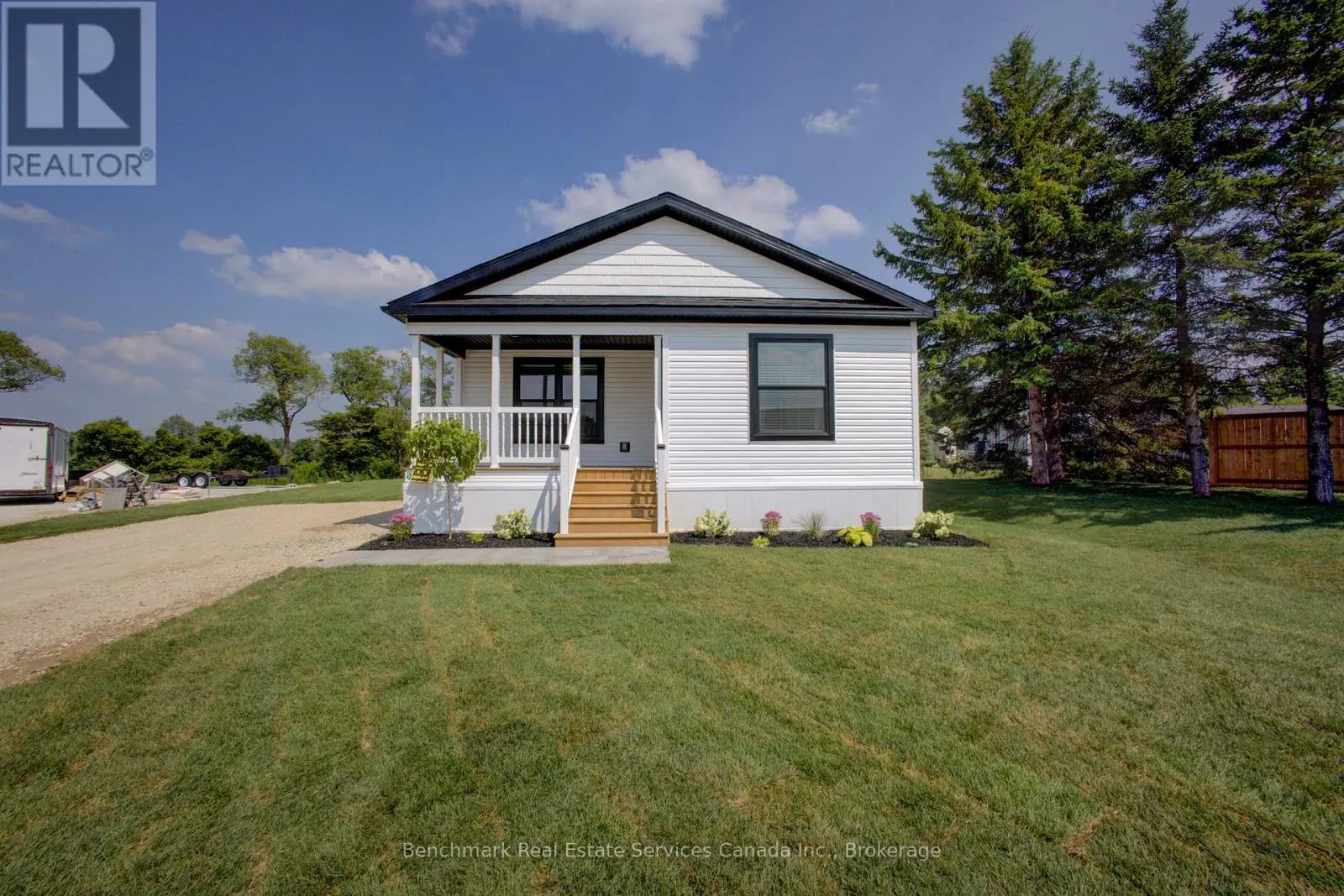 212 SPRUCE DRIVE