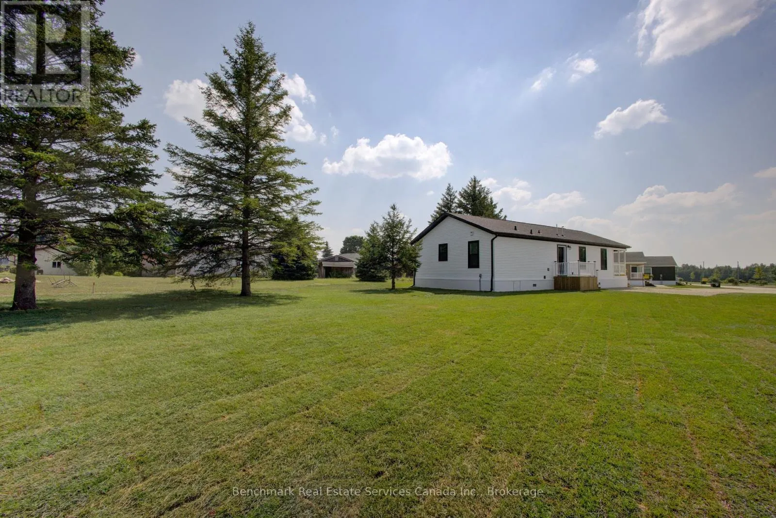 212 SPRUCE DRIVE