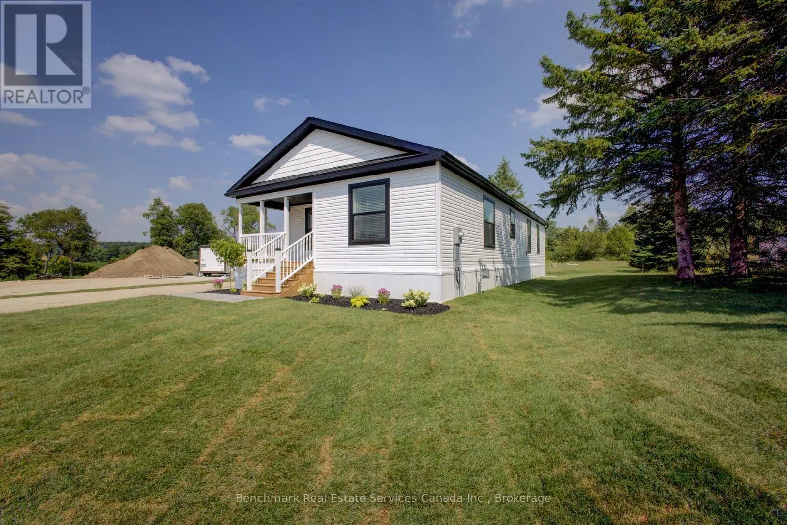 212 SPRUCE DRIVE