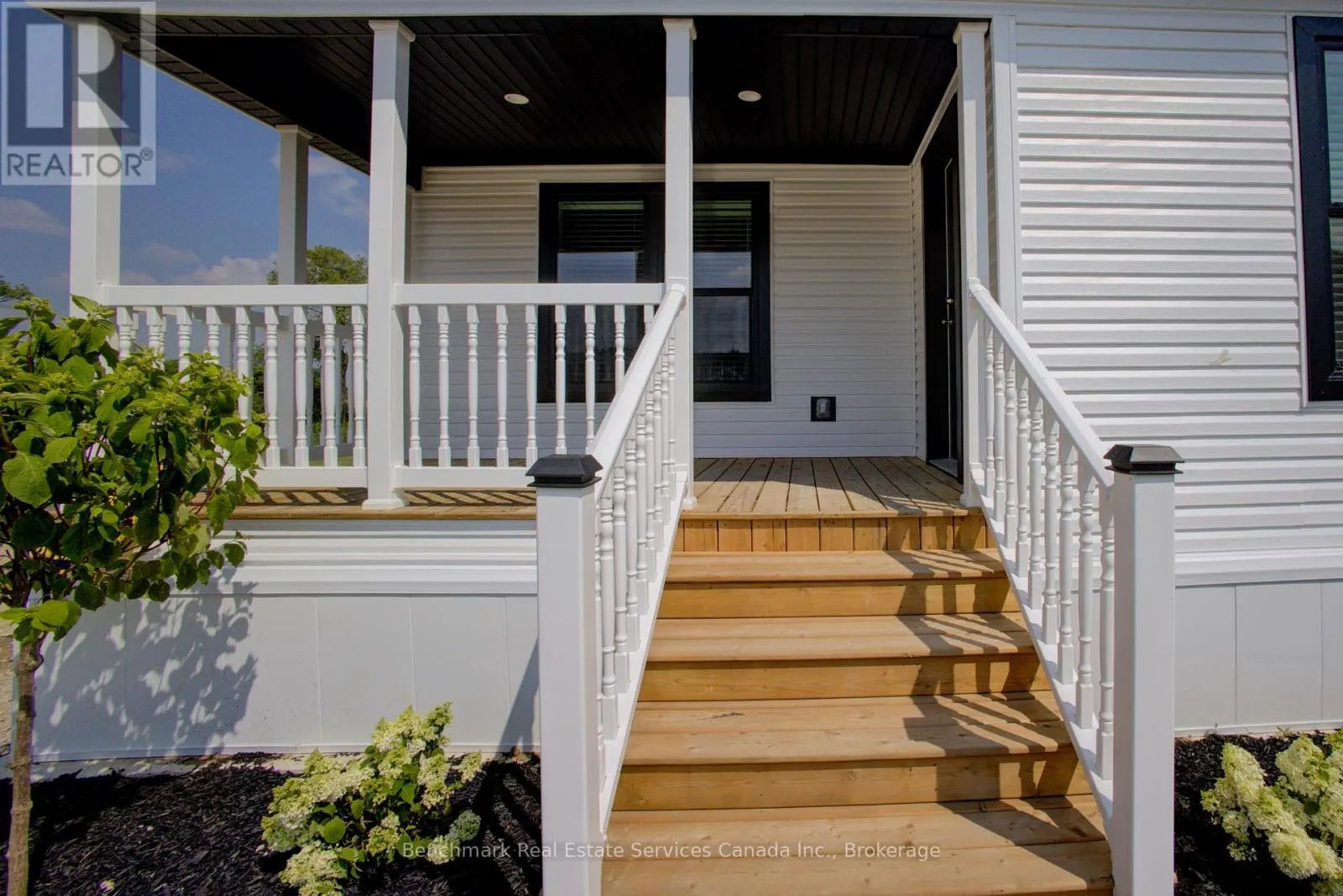 212 SPRUCE DRIVE
