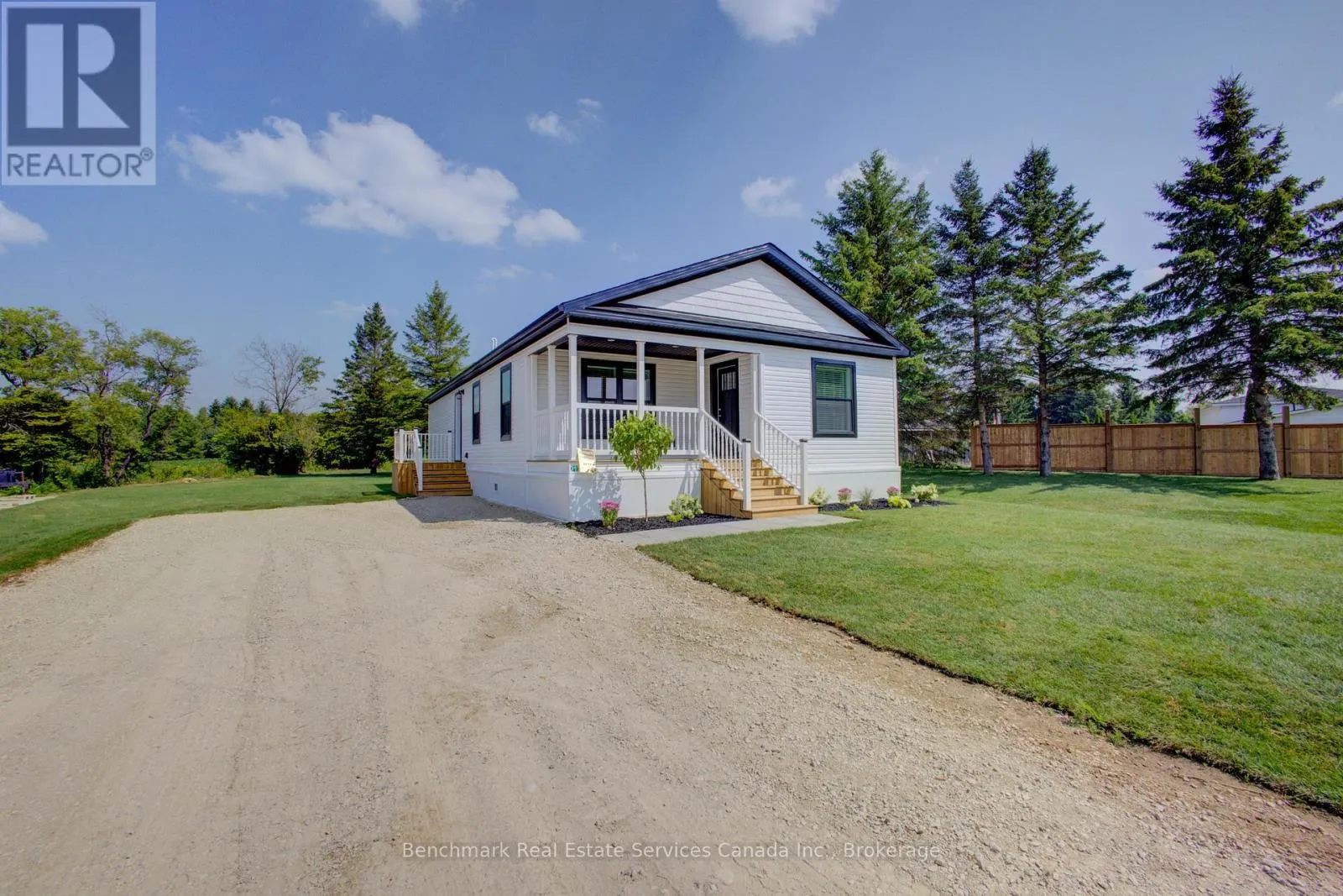 212 SPRUCE DRIVE