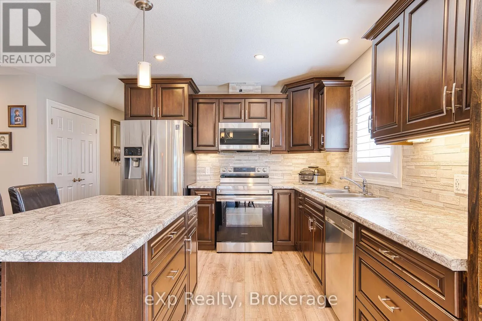85 HURON HEIGHTS DRIVE