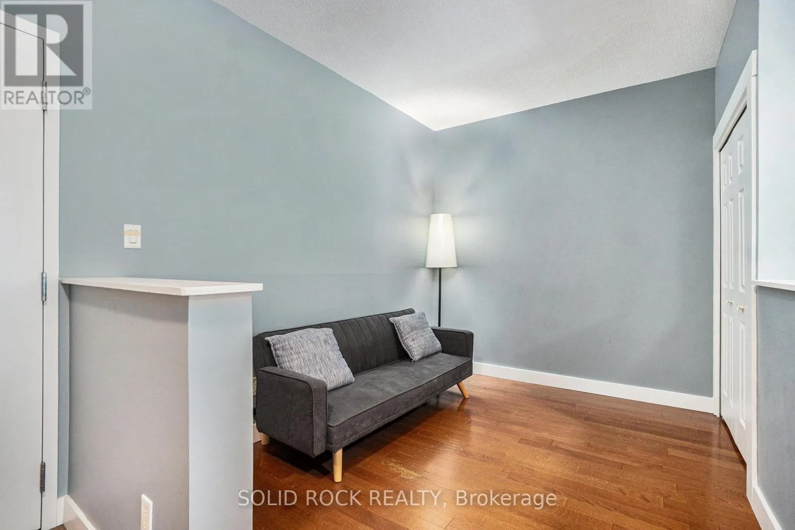 202 - 134 YORK STREET