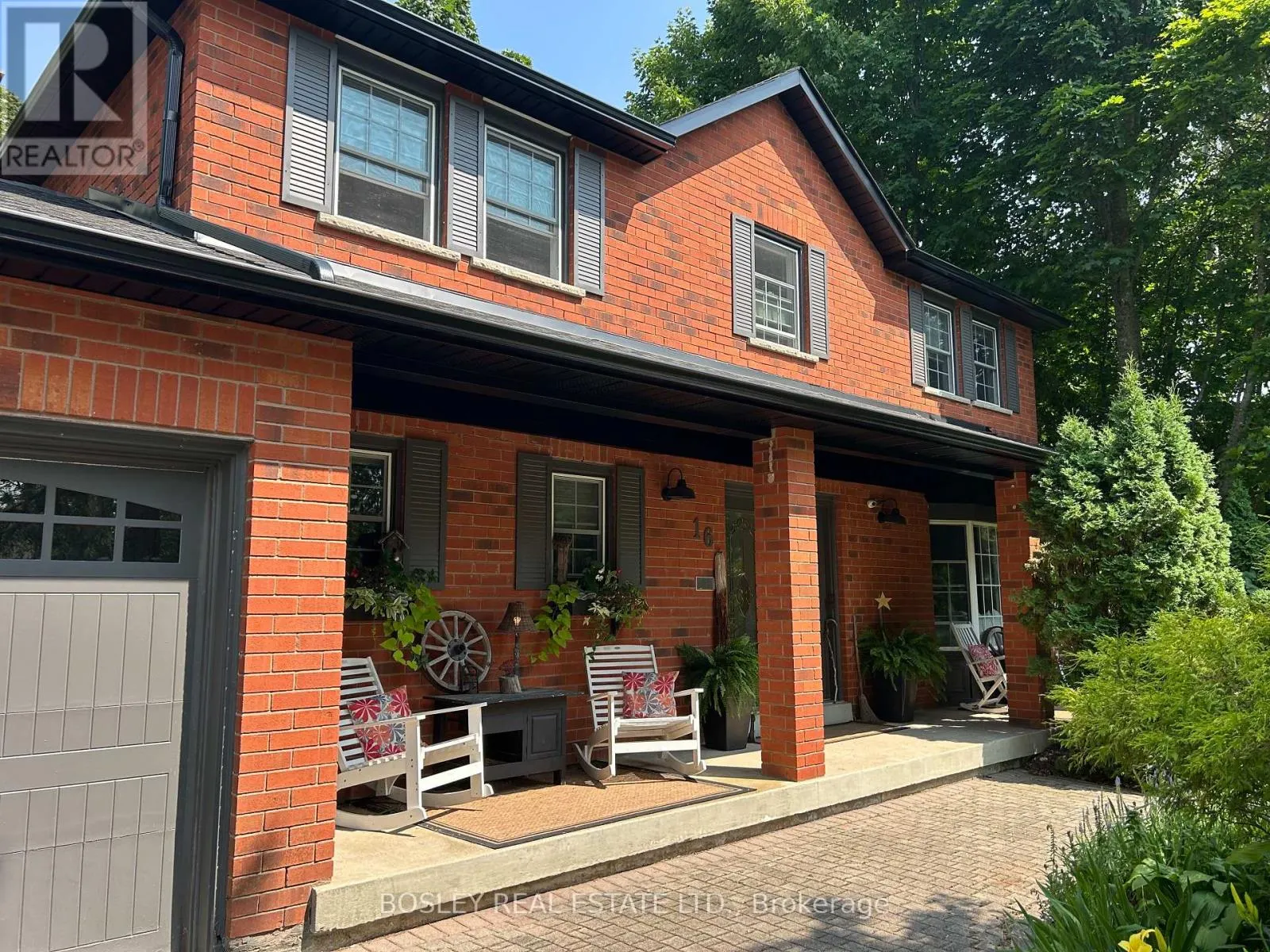 16 BAYBERRY ROAD