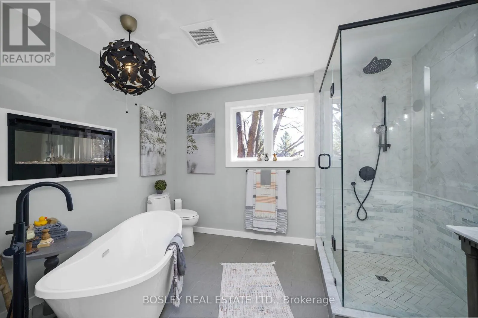 16 BAYBERRY ROAD
