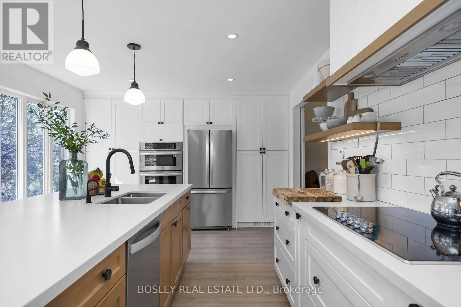 16 BAYBERRY ROAD