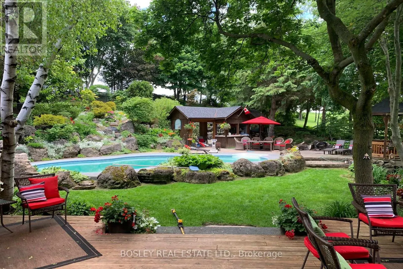 16 BAYBERRY ROAD