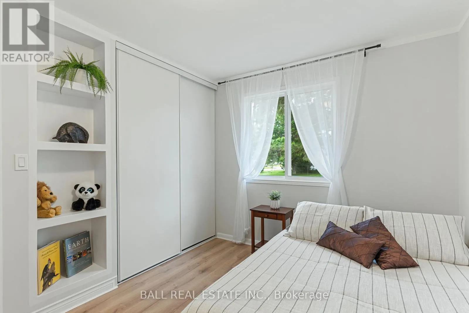 3 LARCH STREET