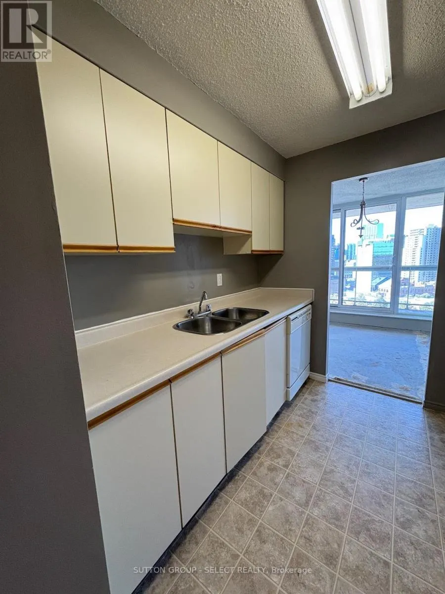 1702 - 323 COLBORNE STREET, #1702