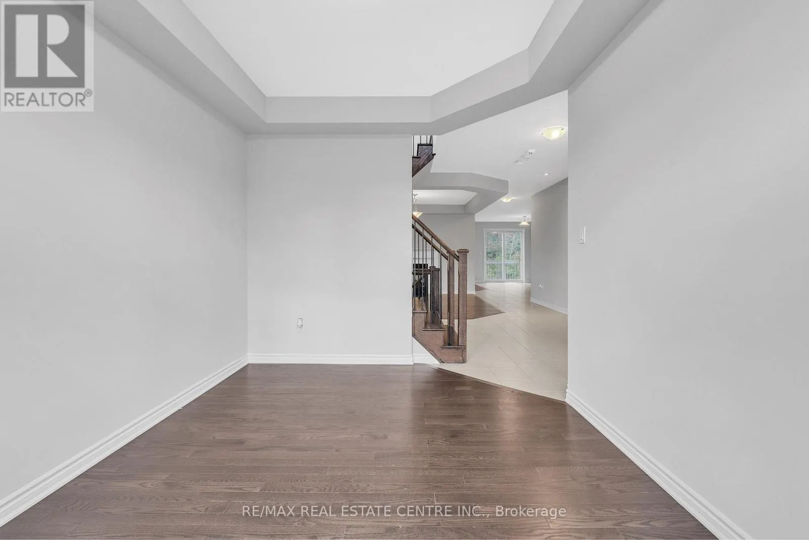260 SHADY GLEN CRESCENT