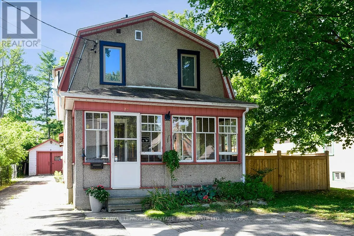 74 BECKWITH STREET E