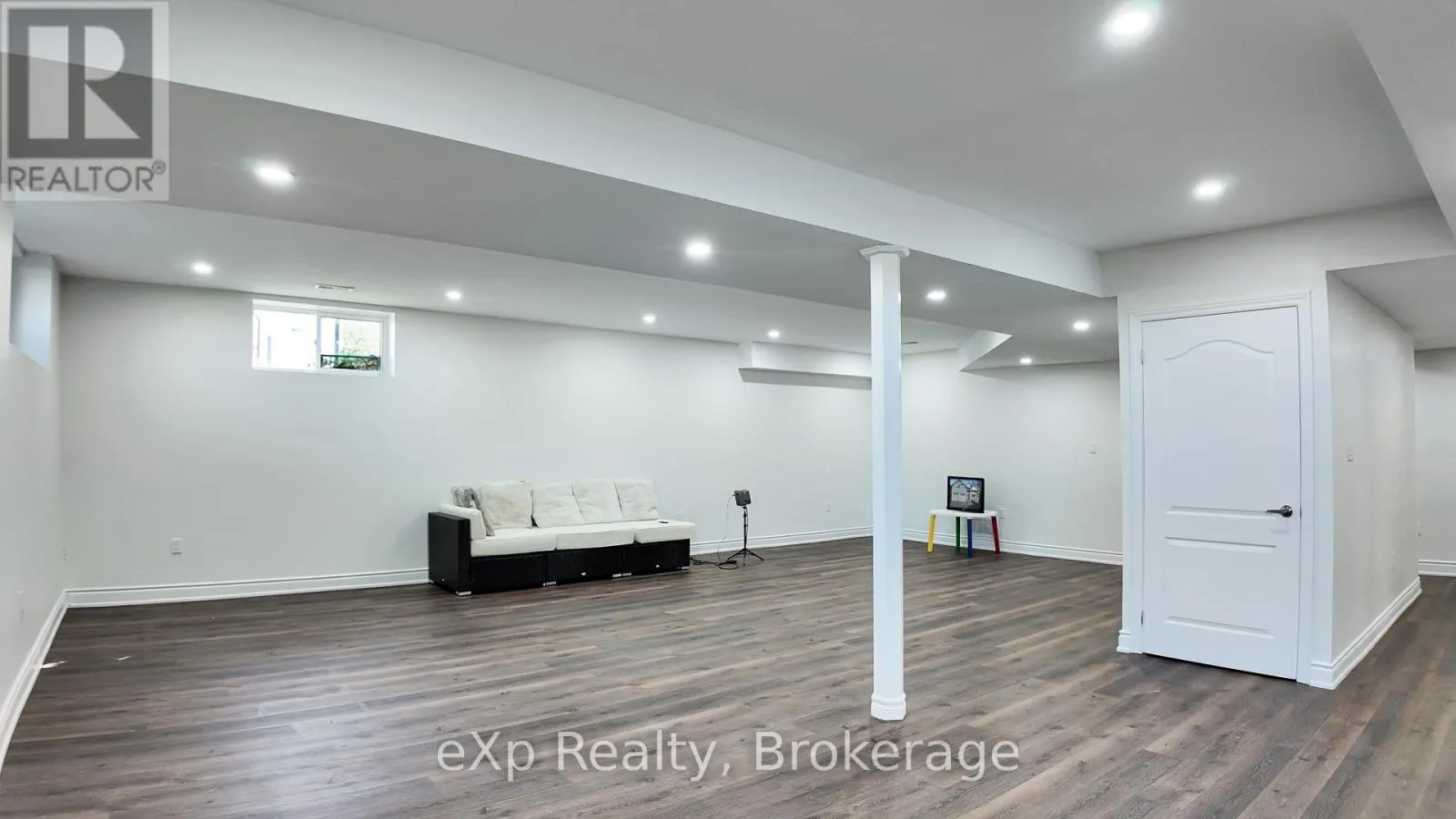 221 FORLER STREET