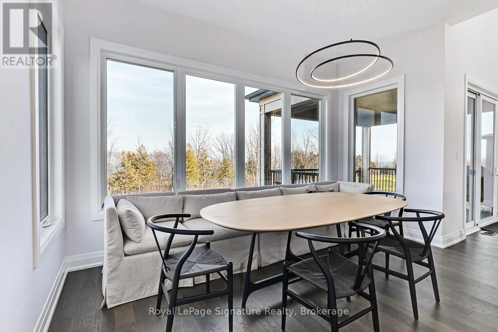 107 SLADDEN COURT