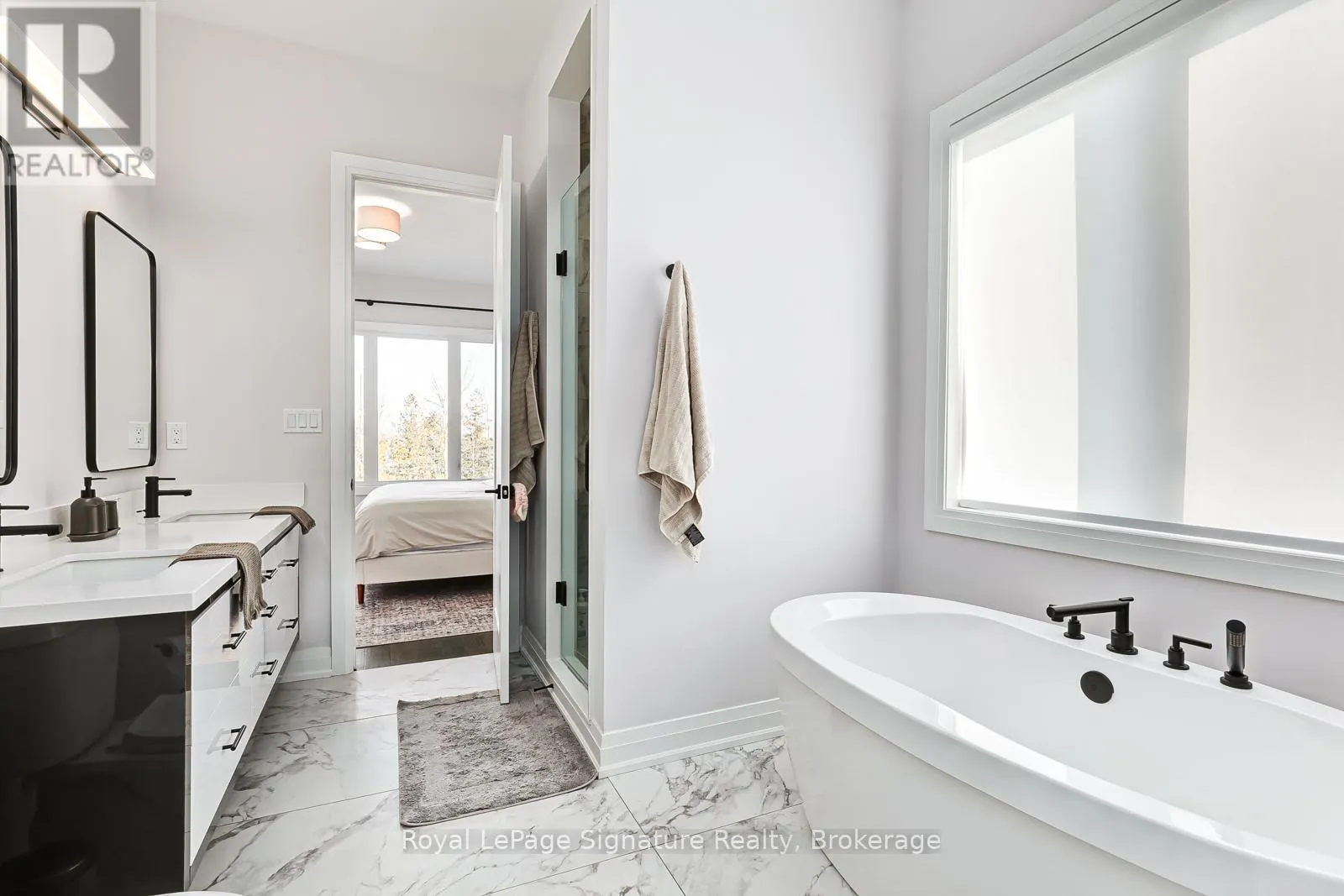 107 SLADDEN COURT