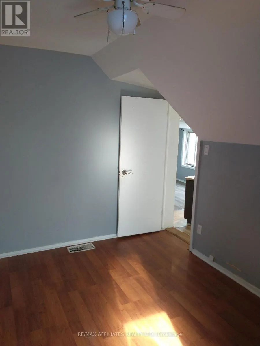 71 MCGONIGAL STREET W