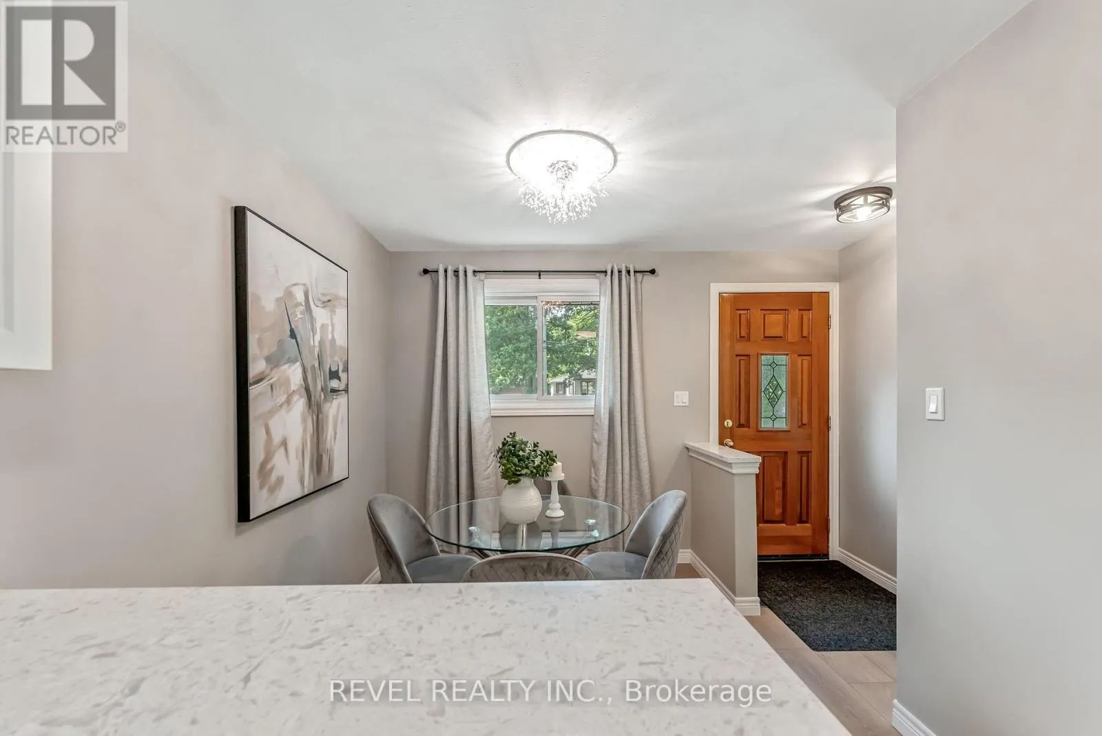323 HIXON ROAD