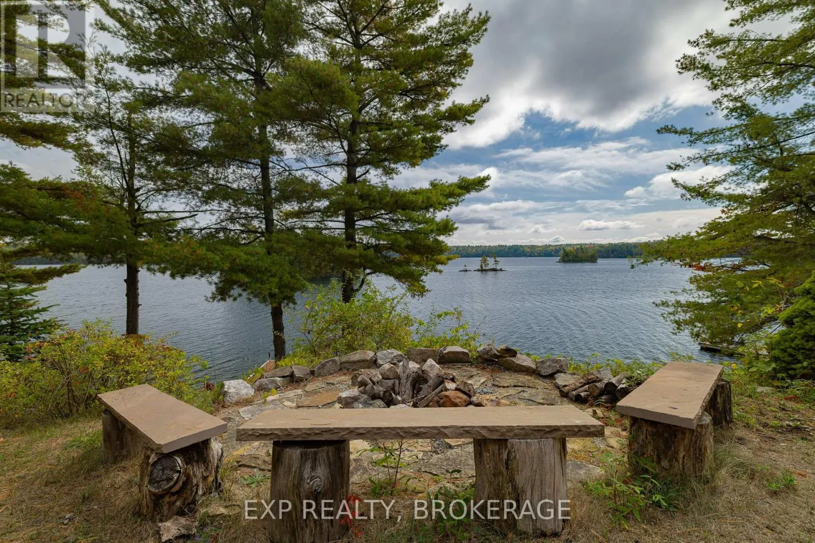 3037 HILLTOP LANE