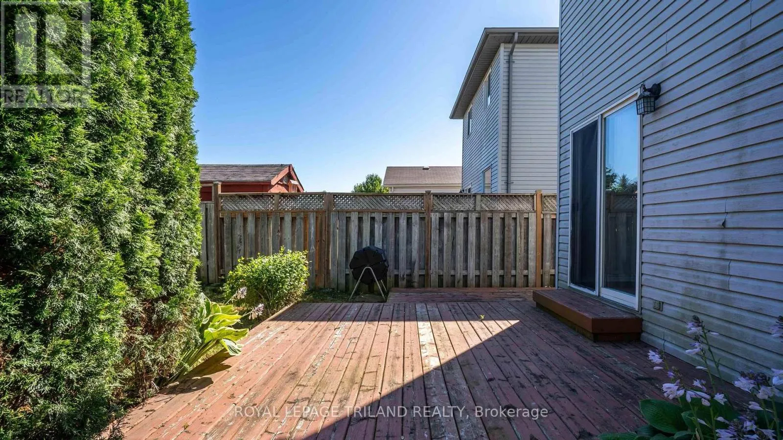 223 SIMPSON CRESCENT
