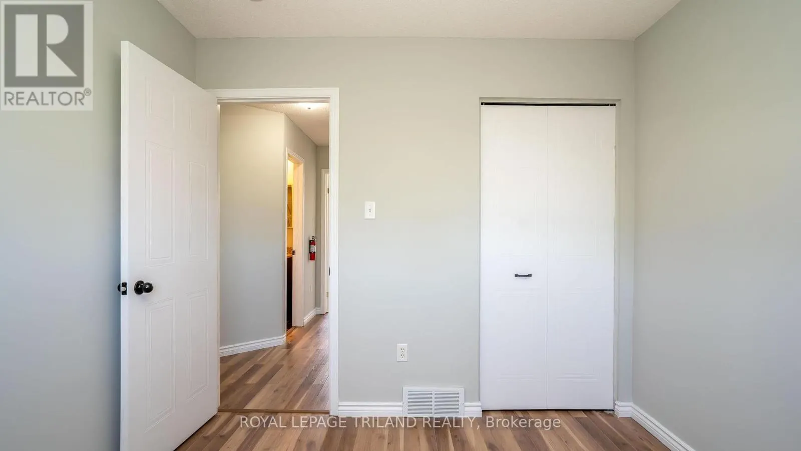 223 SIMPSON CRESCENT