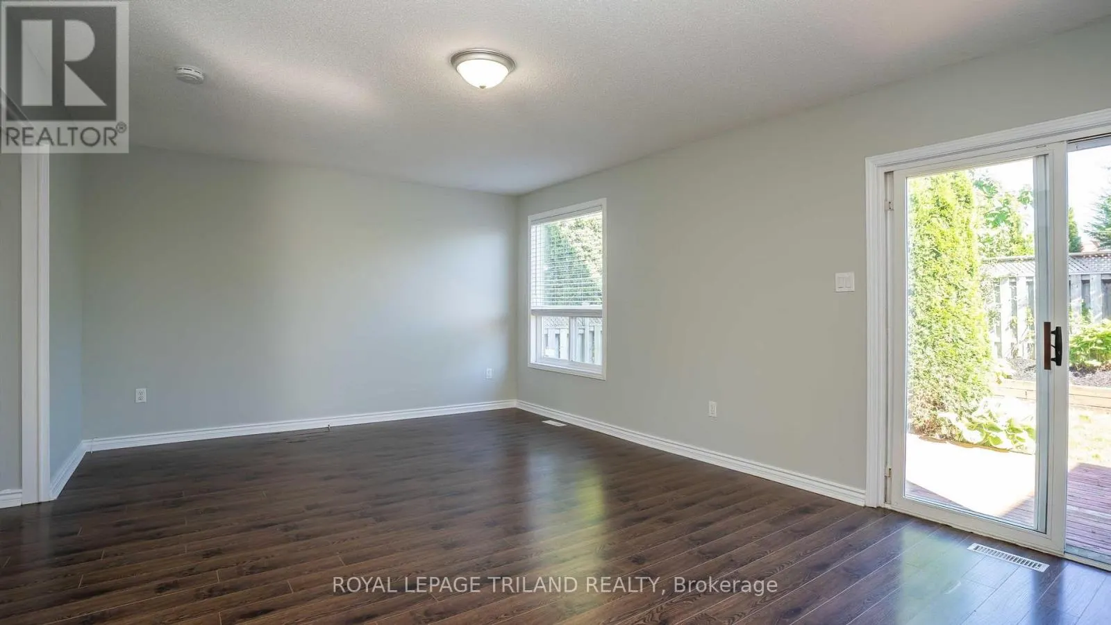 223 SIMPSON CRESCENT