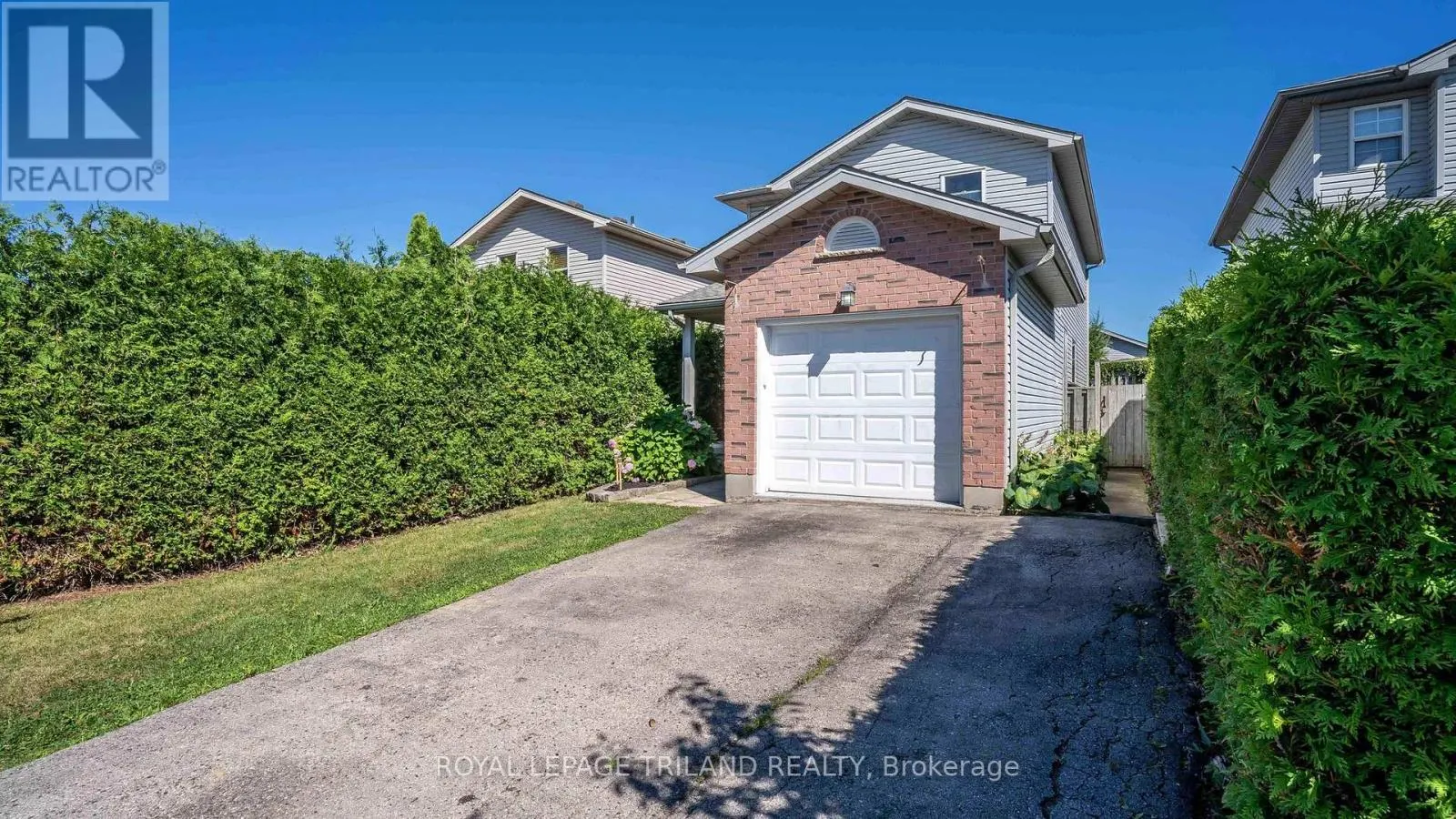 223 SIMPSON CRESCENT