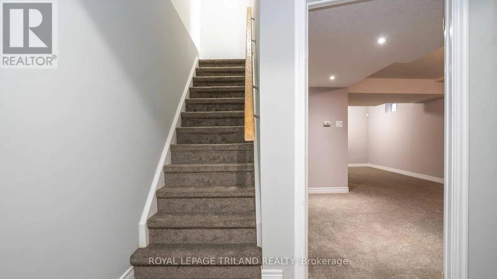 223 SIMPSON CRESCENT