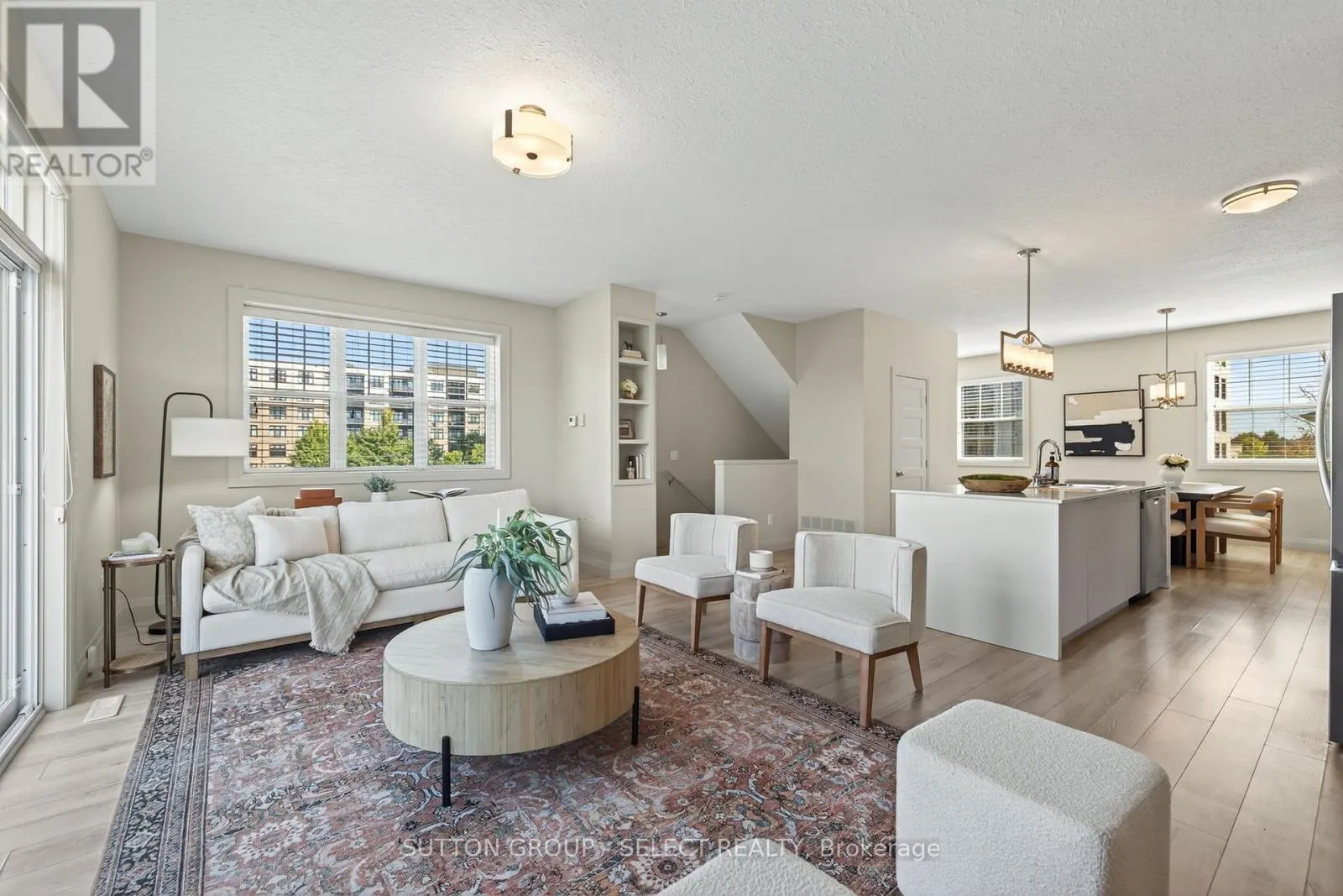 29 - 1040 CORONATION DRIVE, #29