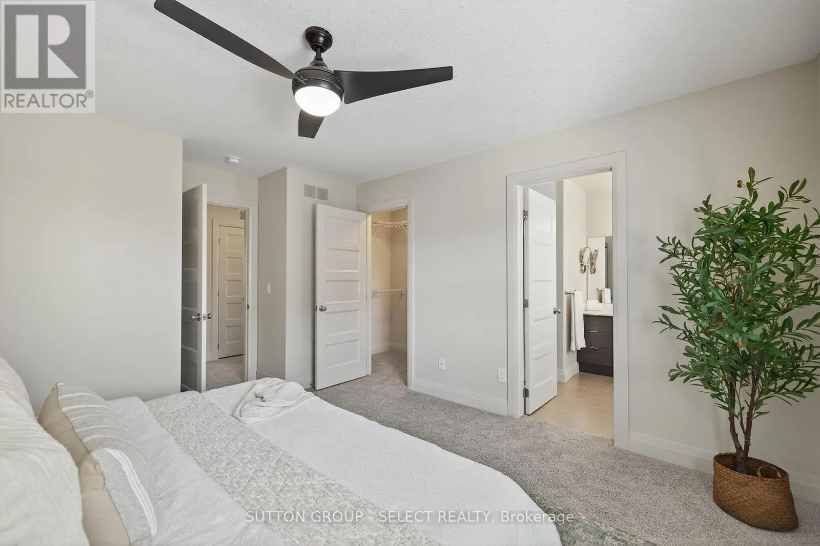 29 - 1040 CORONATION DRIVE, #29