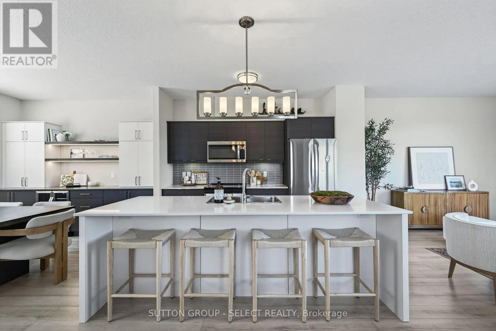 29 - 1040 CORONATION DRIVE, #29