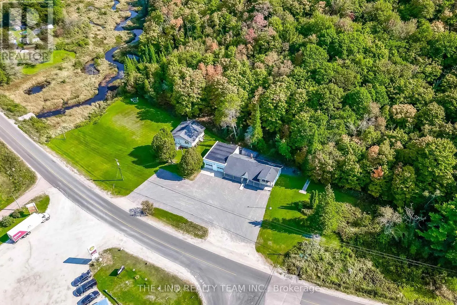 949 RAYMOND ROAD