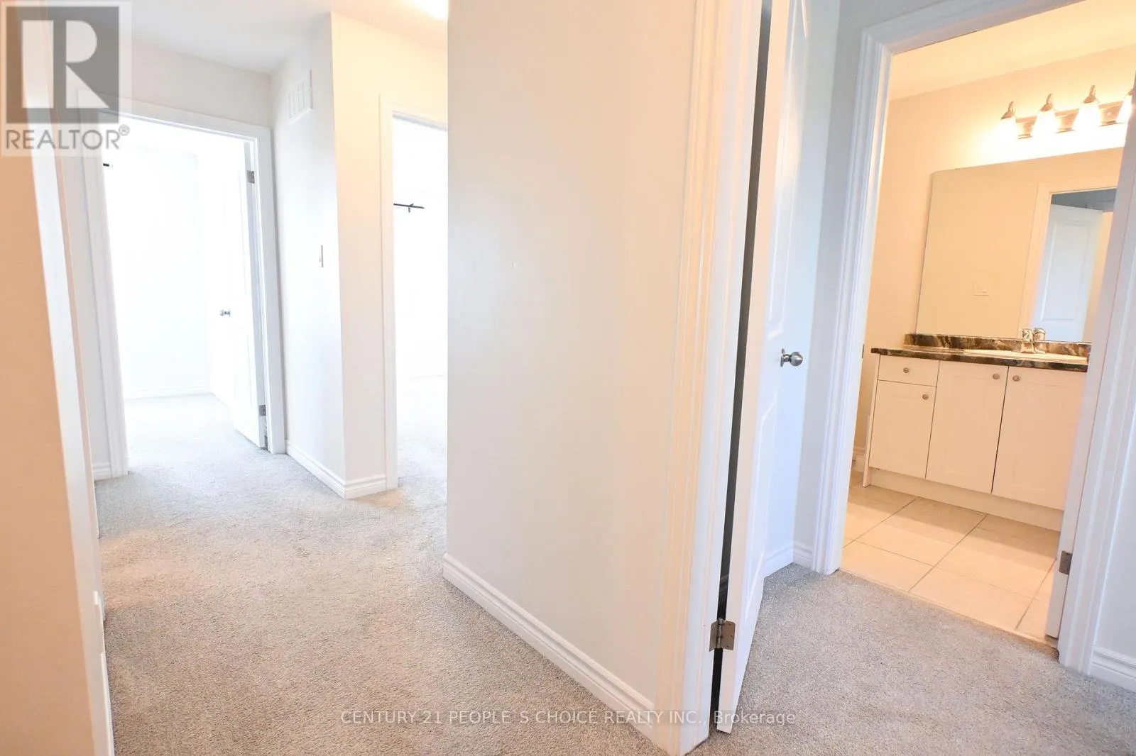 305 KENNINGTON DRIVE