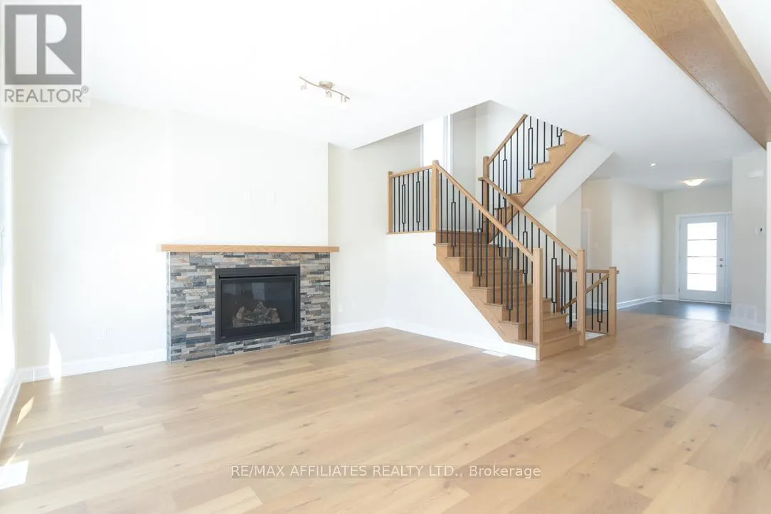 1060 CHABLIS CRESCENT