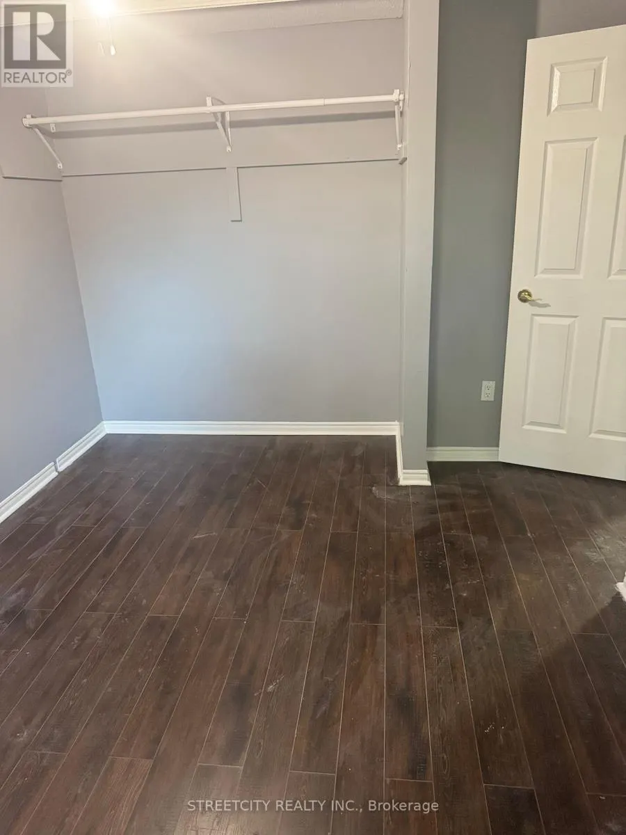 63 - 511 ADMIRAL DRIVE, #63