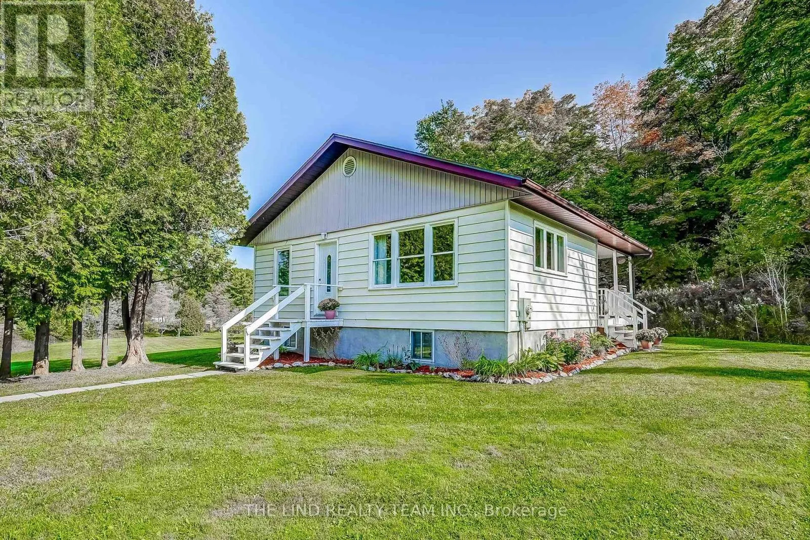 949 RAYMOND ROAD