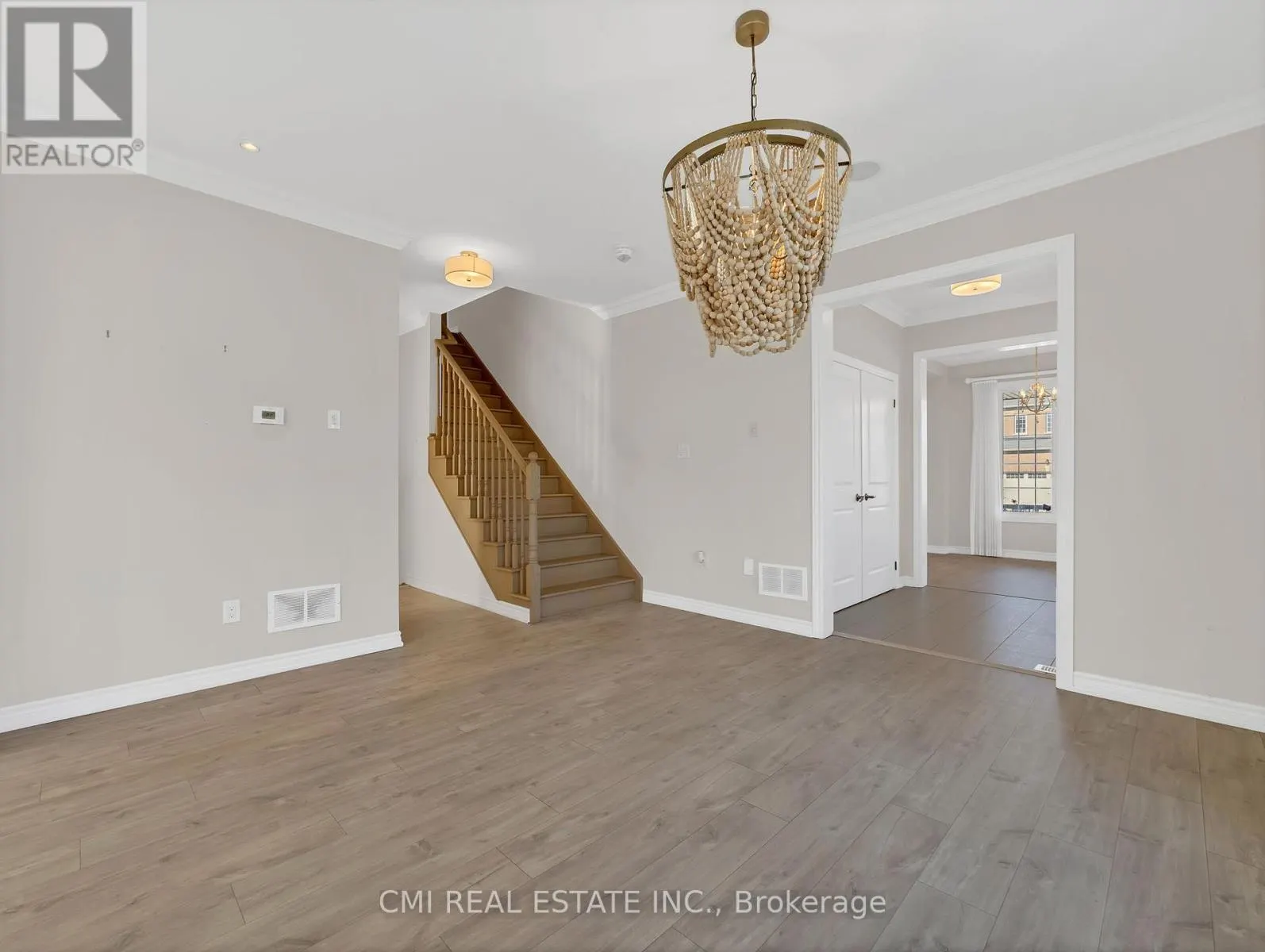 274 ESTHER CRESCENT