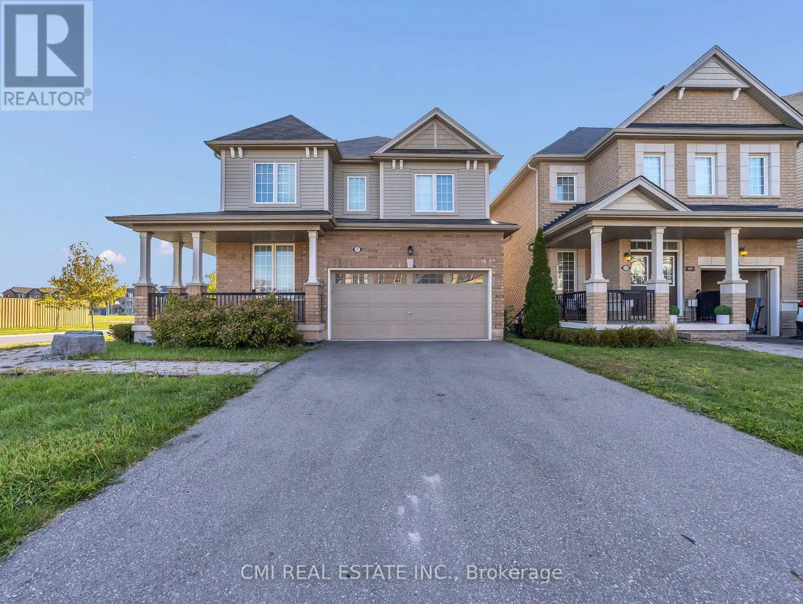 274 ESTHER CRESCENT