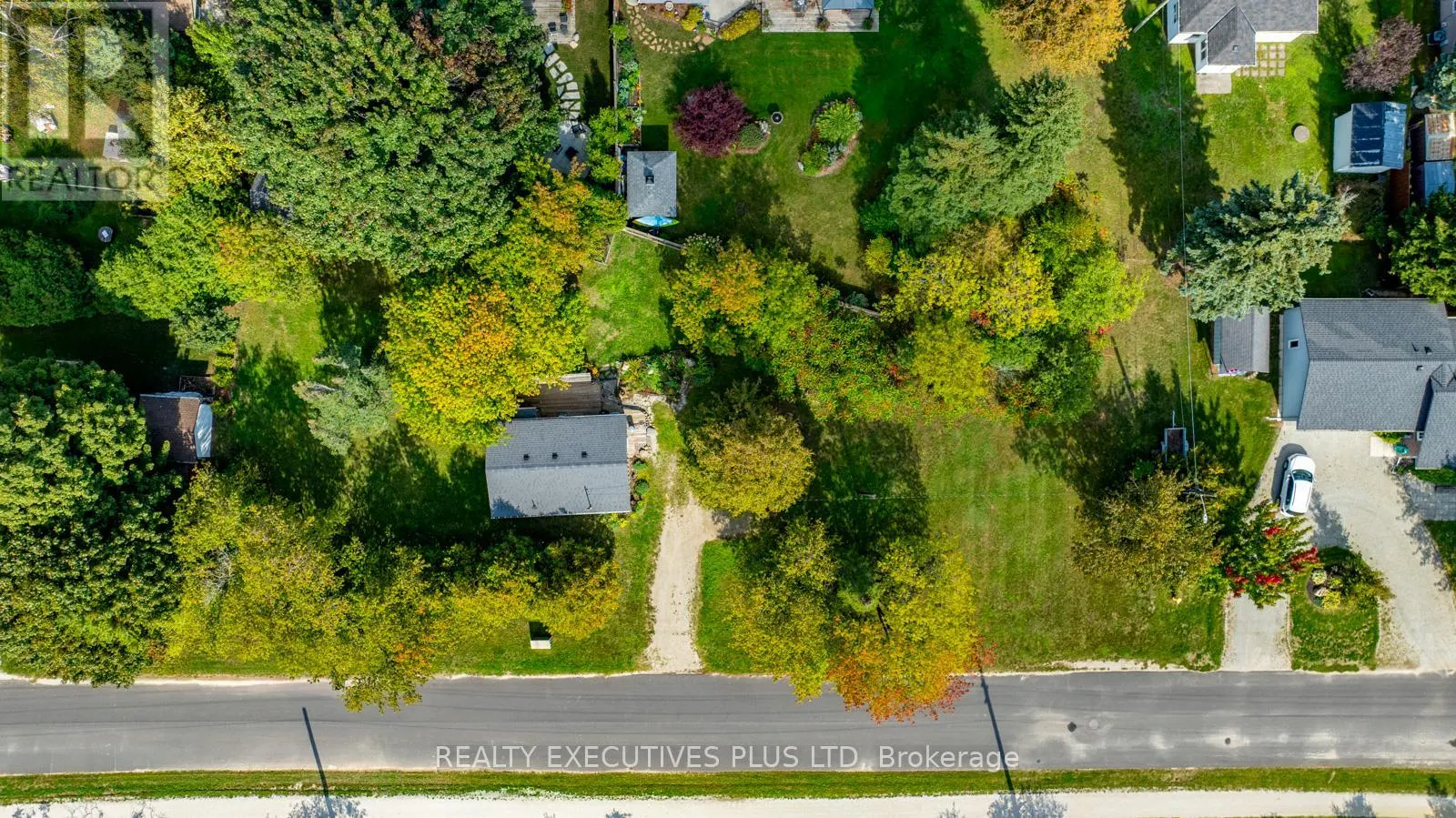 94 HURON STREET E