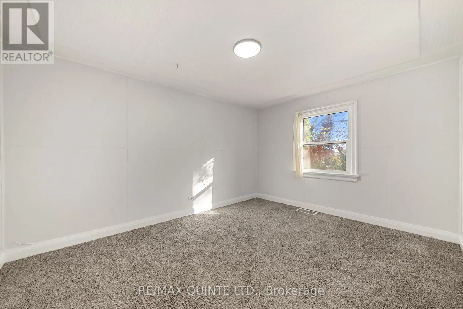 7 RITCHIE AVENUE