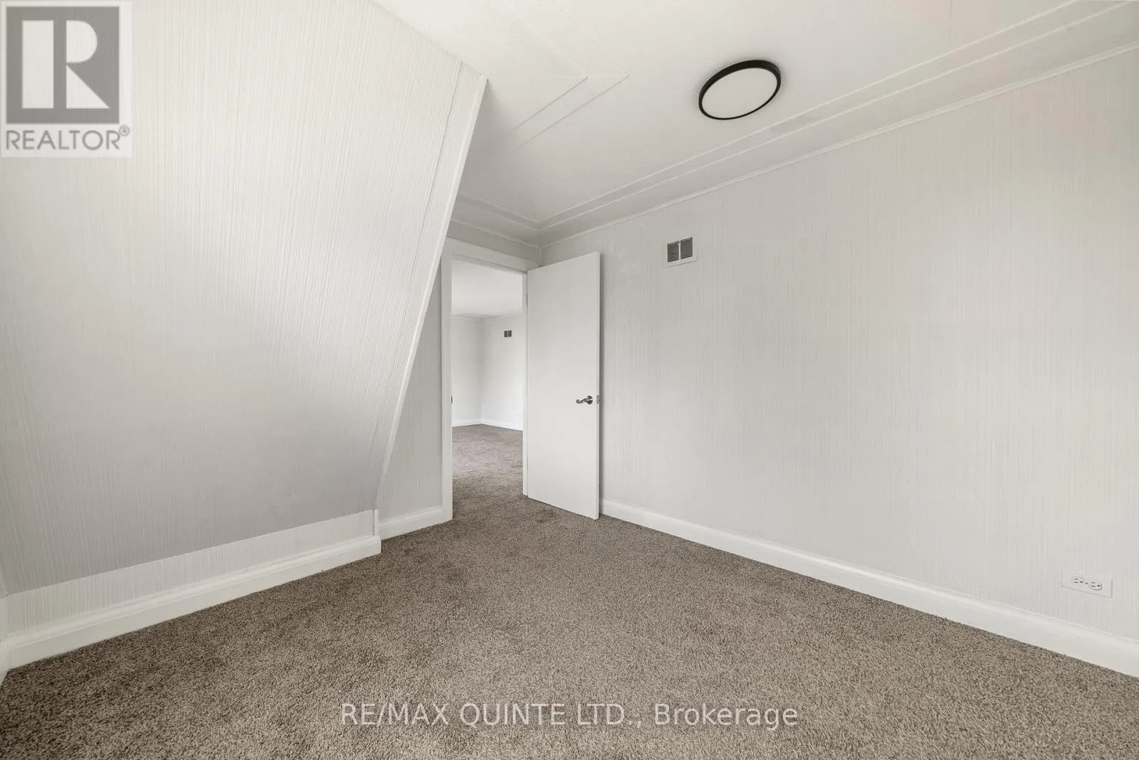 7 RITCHIE AVENUE