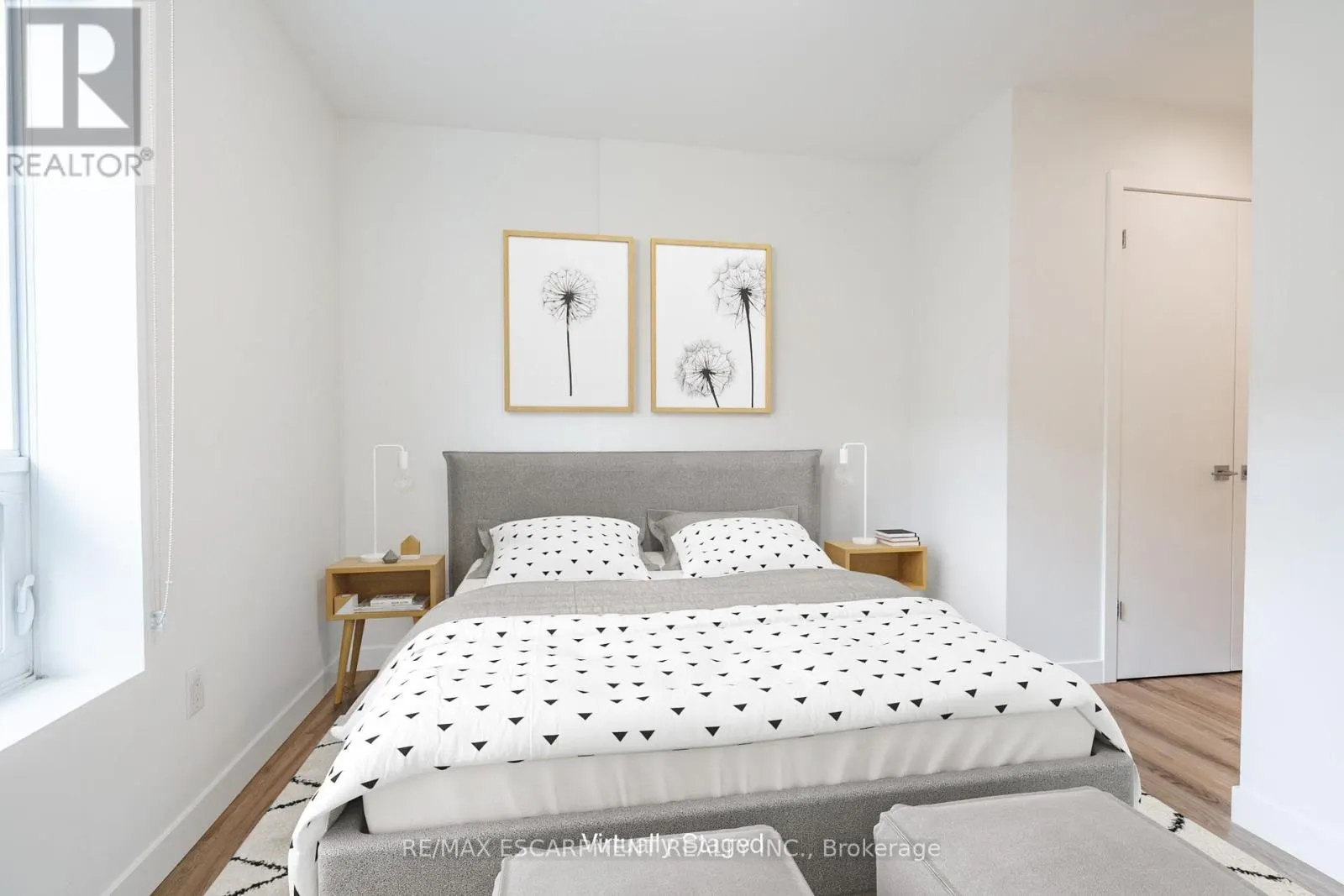 308 - 467 CHARLTON AVENUE E