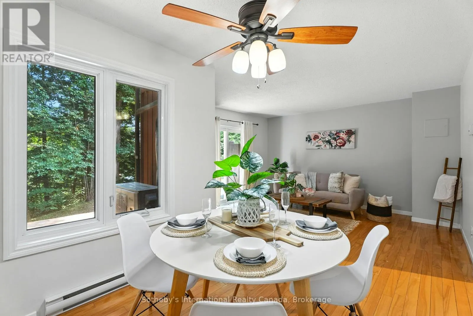 10 - 49 SOUTHBANK DRIVE, #10