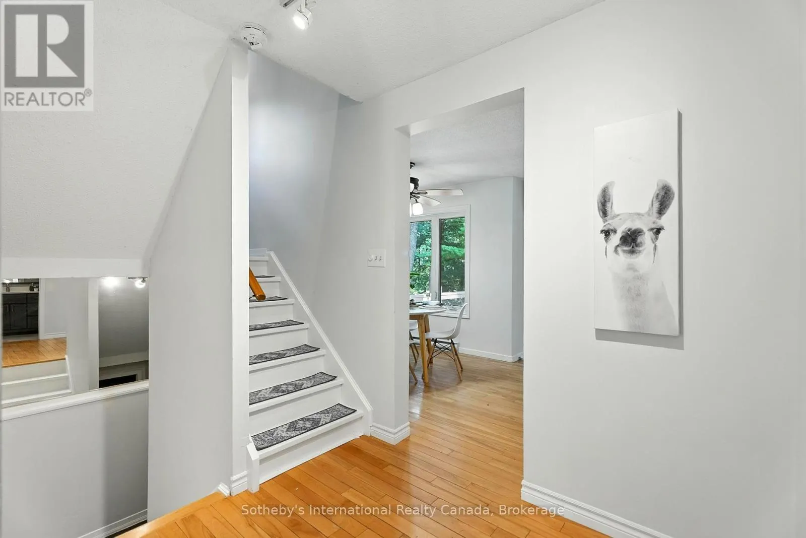 10 - 49 SOUTHBANK DRIVE, #10