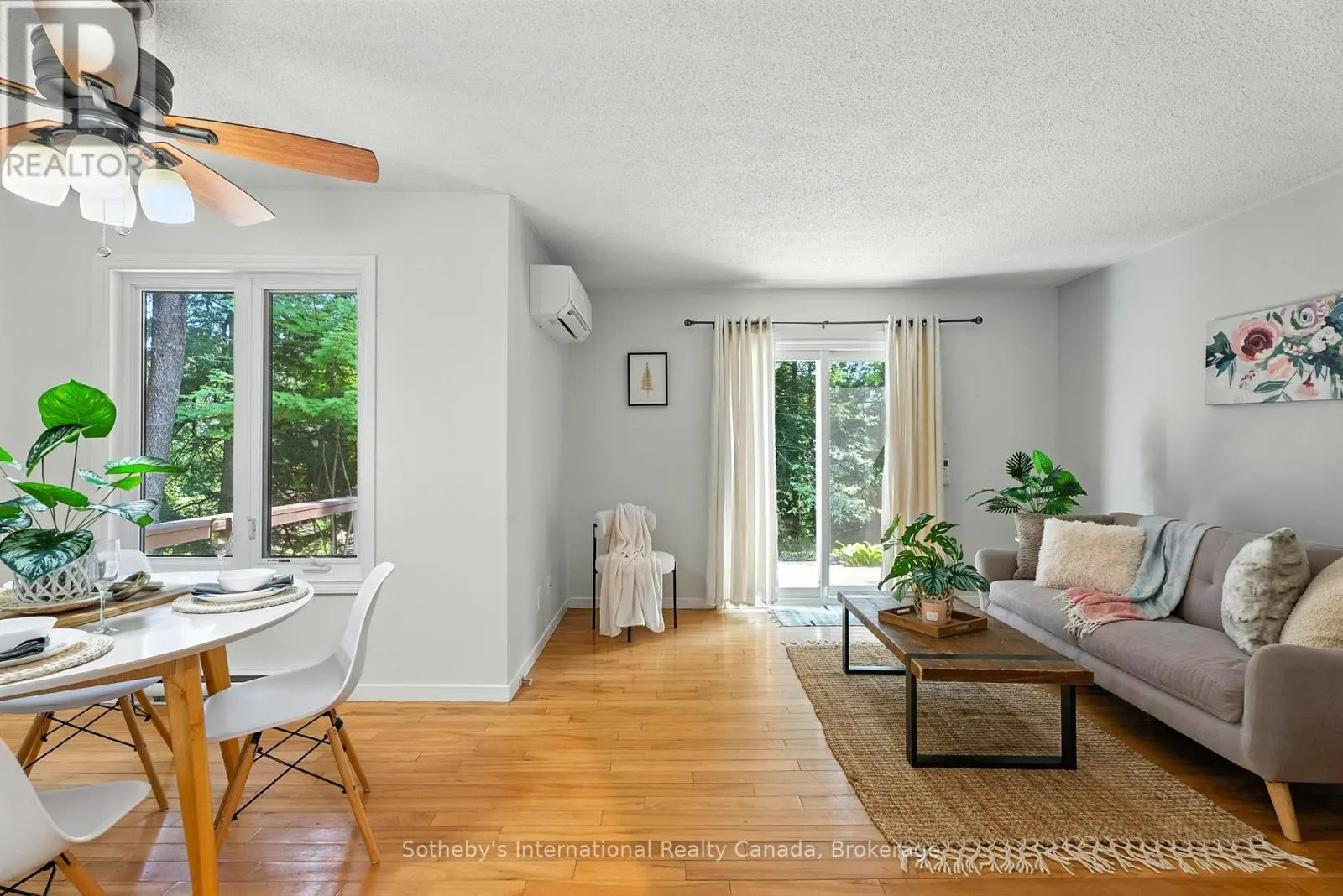 10 - 49 SOUTHBANK DRIVE, #10