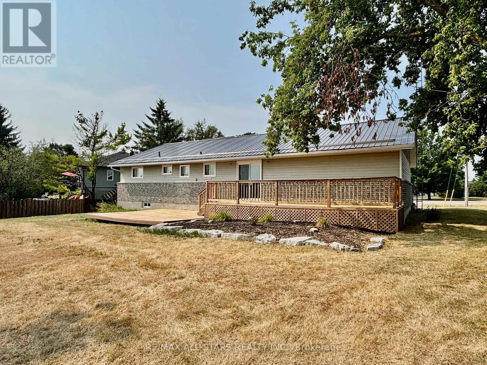 23 BRUCE STREET