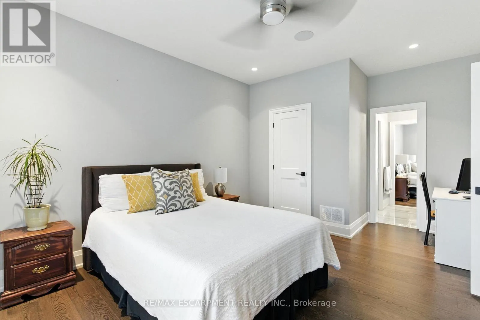 41 SHAKESPEARE ROAD