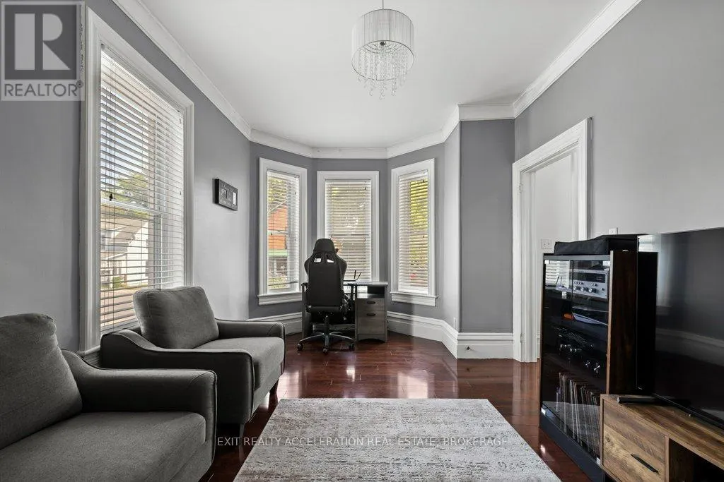 359 THOMAS STREET