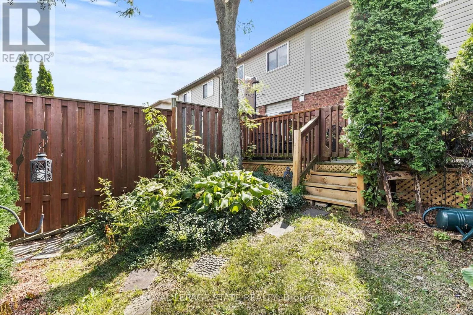 11 - 1860 UPPER GAGE AVENUE
