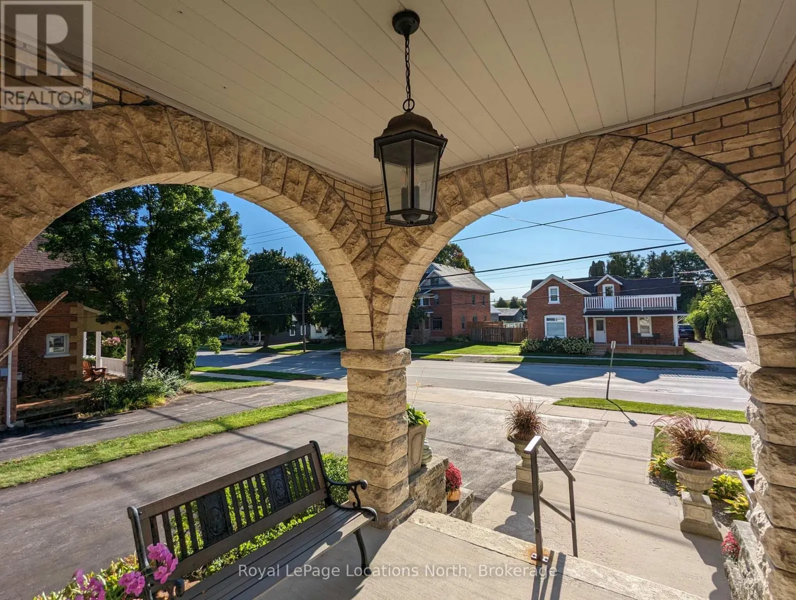138 BRUCE STREET S